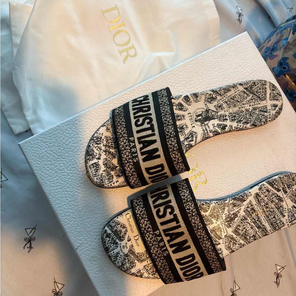 Dior Women's Black and Cream Slide Sandals